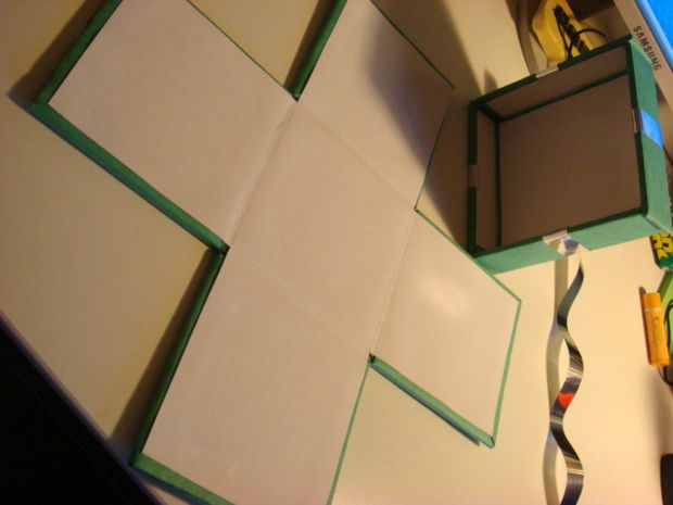 Inside view of box with attached sides