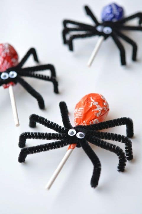 Lolly Spiders Halloween Crafts for Kids