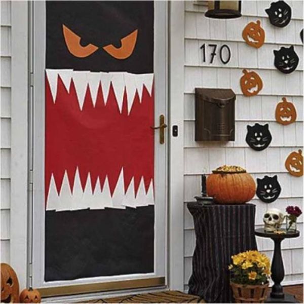 Halloween up your door
