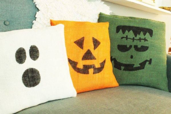 Halloween up your pillows