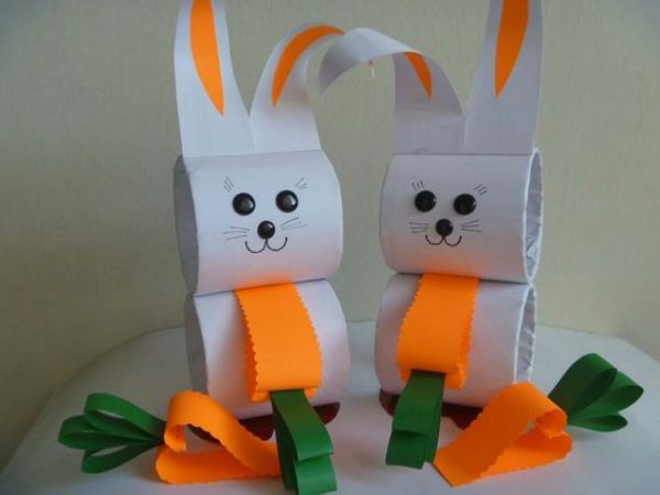 The toilet paper roll rabbits and their carrot