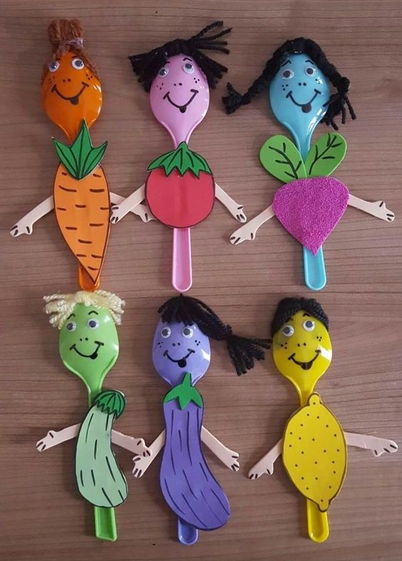 Creative and Amazing Plastic Spoon Craft Ideas Fruits and Vegetables on Plastic Spoons