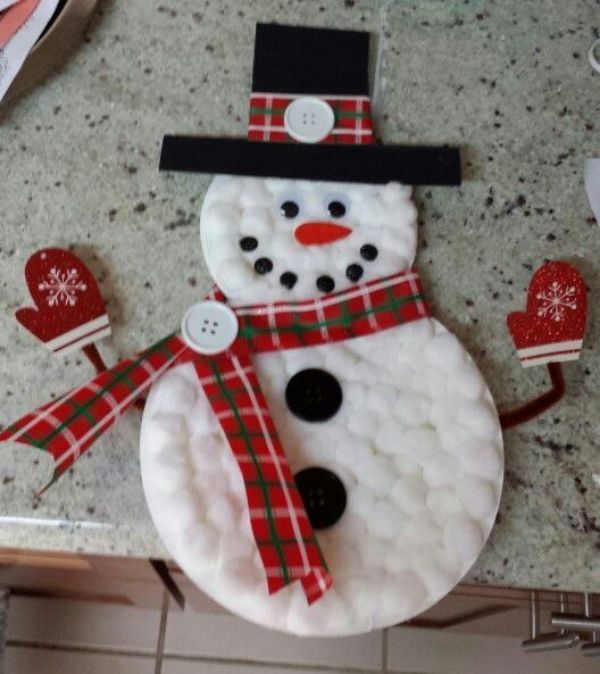 DIY Snowman Decoration Craft With Paper Plate & Cotton Balls
