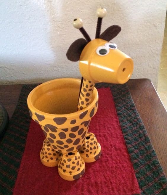 Giraffe Bucket