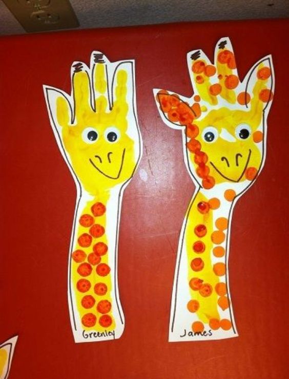 Animalistic Art-Fun and Creative Giraffe Crafts for Kids Hand Print Giraffes
