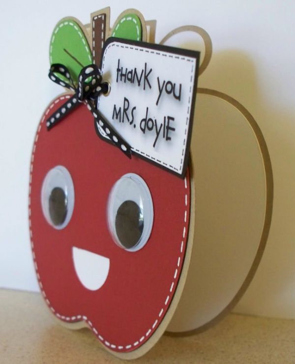 A  Apple Crafted Thank You Note