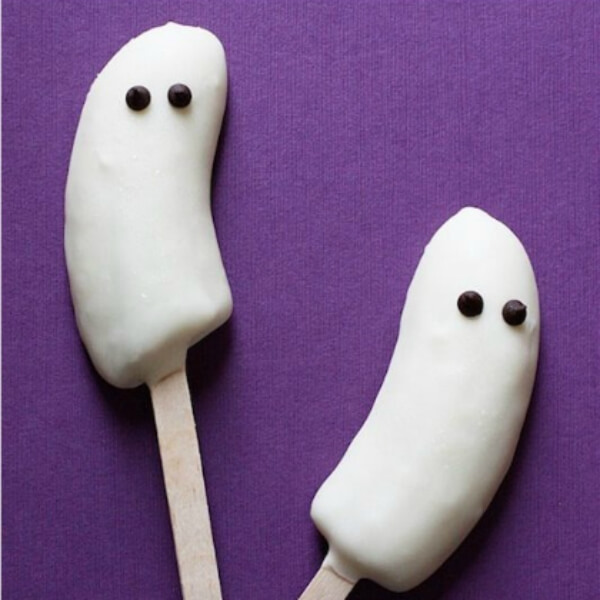 Adorable Ghost-Shaped Snack Idea To Make : DIY Fall Snacks For Bigger Kids
