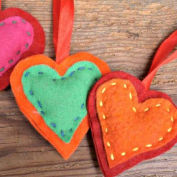 Beautiful Felt Heart Ornament Craft Keyring Handmade Gifts for Teachers from Students
