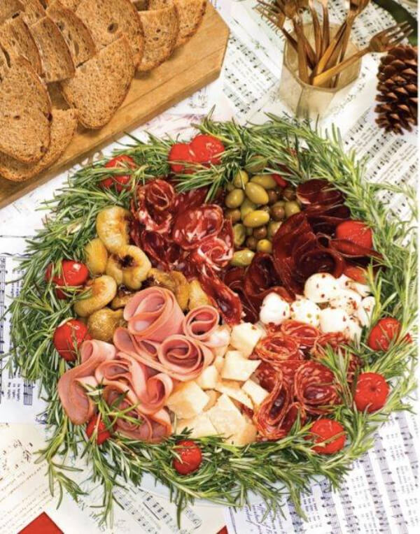Eatable table ornaments Beautiful Snack Ideas for Christmas