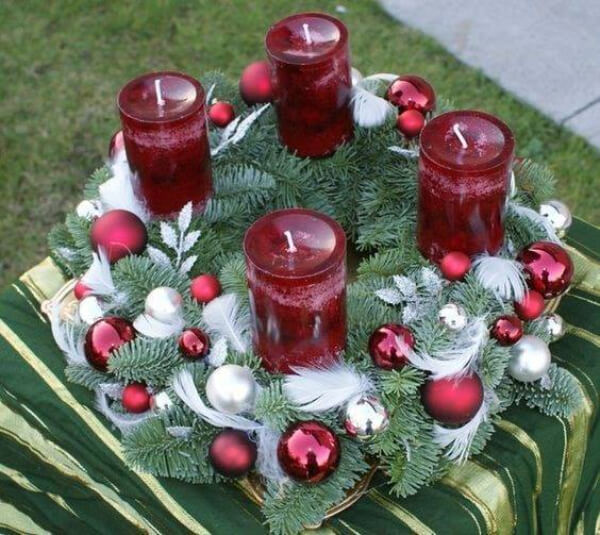 Christmas Table Ornaments Red gel candle