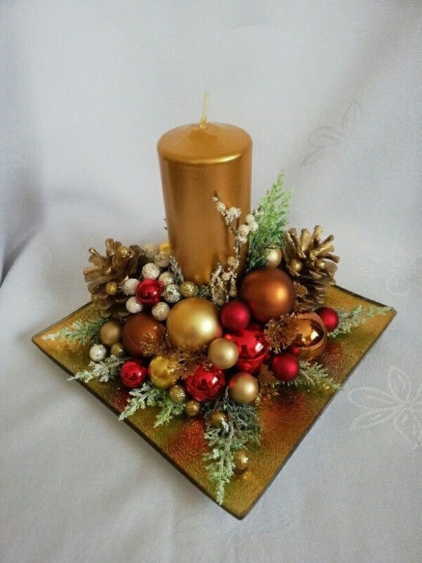 Christmas Table Ornaments Glittery Golden