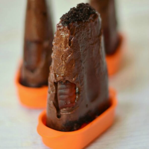 Chocolate pudding popsicles