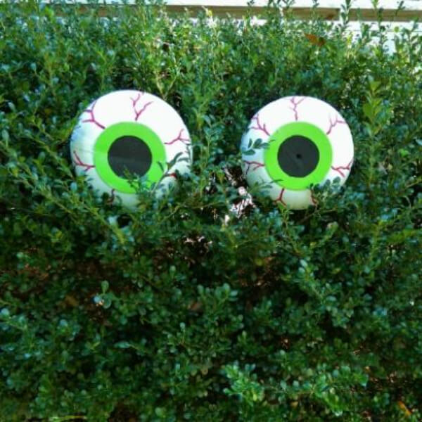 Outdoor Decor Big Eyes Craft With Pumpkin Bucket - Enjoyable Activities For Five Year Olds On All Hallows' Eve