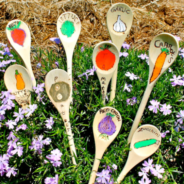 Garden Stacks With Wooden Spoons - Children can make simple projects using spoons.