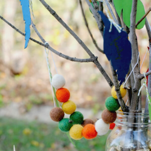 Simple to Make Tree Thankful Craft With Hanging Balls - Seven Artistic Methods for Small Ones to Give Thanks on Thanksgiving