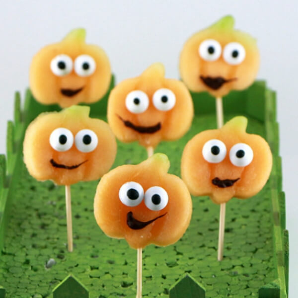 Make Some Cute Candies In Pumpkin Shape : DIY Fall Snacks For Bigger Kids