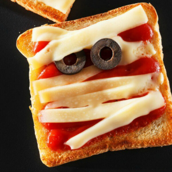 Make Some Breakfast Fun Food In Scary Mummy Style