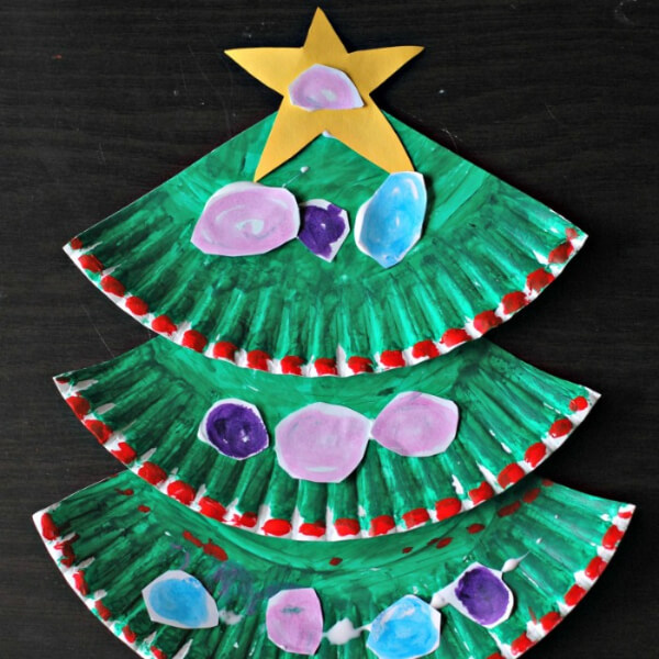 Paper Plate Christmas Tree 