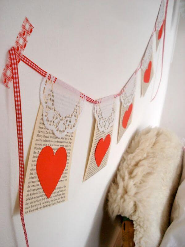 Unique Valentine's Day Garland Pillow Craft Ideas