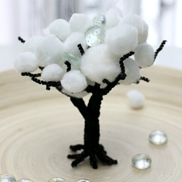 Easy-Peasy Snowy Tree Craft Using Cotton Balls