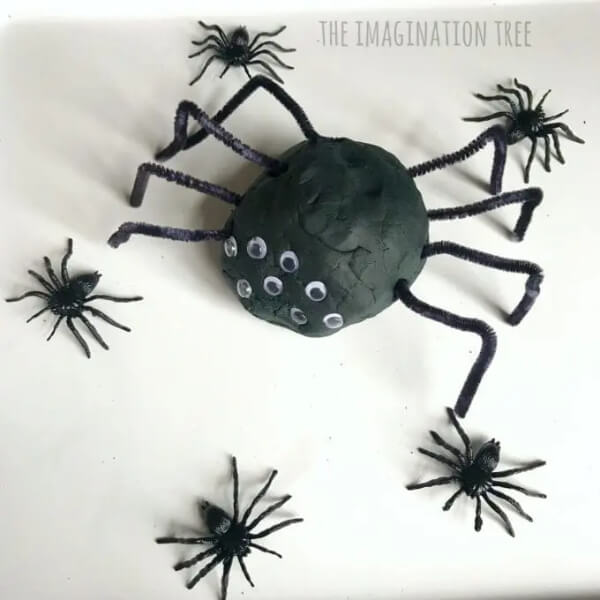 Mother spider and her babies DIY Spider Craft Ideas For Kids