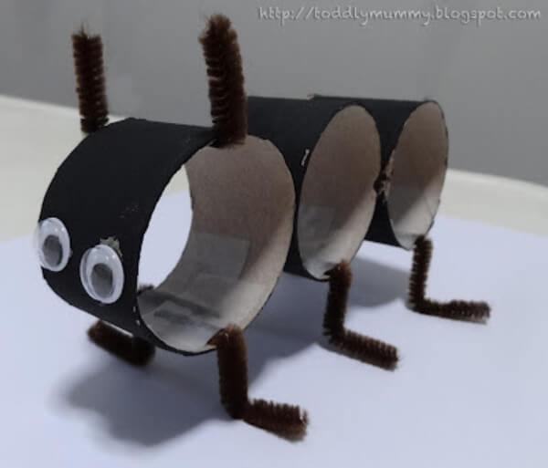 Toilet Paper Roll Ant