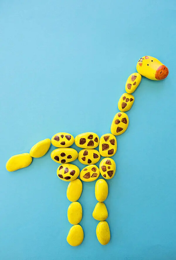 Rocks Giraffe Craft