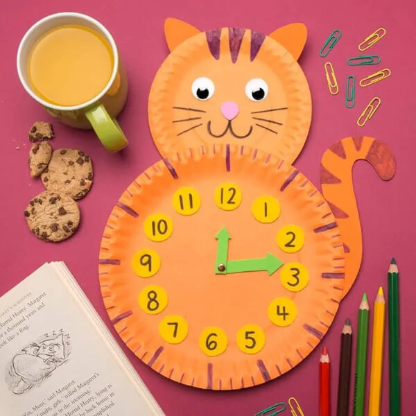 Paper Plate Cat Clock