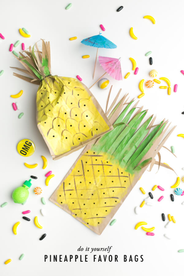 Small Pineapple Favour Bags