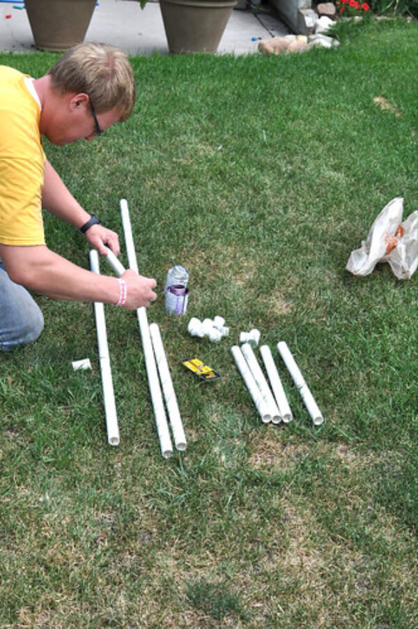 PVC Pipes Projects for Kids : Easy-To-Make PVC Pipe Sprinkler Craft Idea