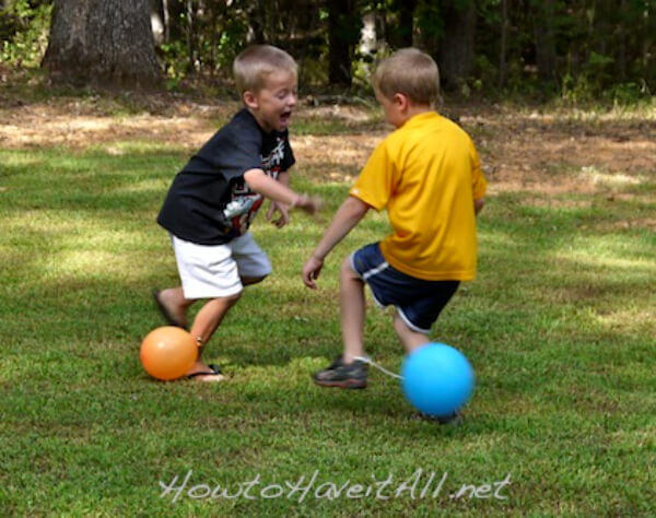 Balloon Stomp game Idea For Kids Party