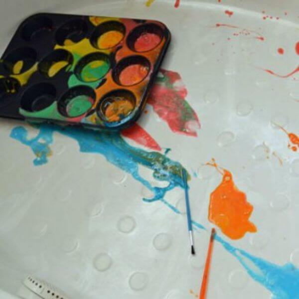 Easy Art Projects For 1-Year-Old Bubble Bathtub Paint