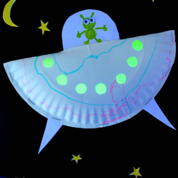 Glow in Dark DIY Projects For Kids Paper Plate Spaceship Craft For Kids 