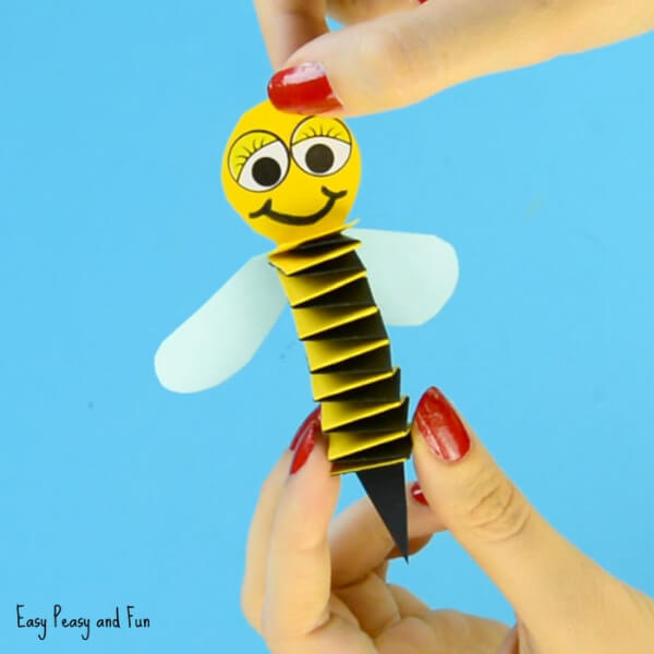 Paper Chain Bee