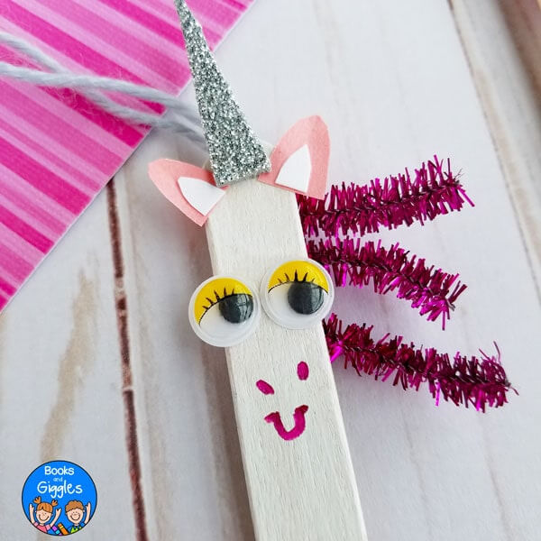 Cute Popsicle Stick Unicorn Craft Idea With Pipe Cleaner & Googly Eyes