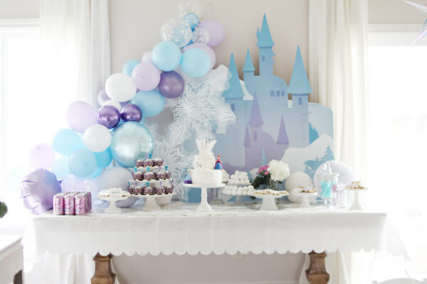 An Elegant Frozen Birthday Party