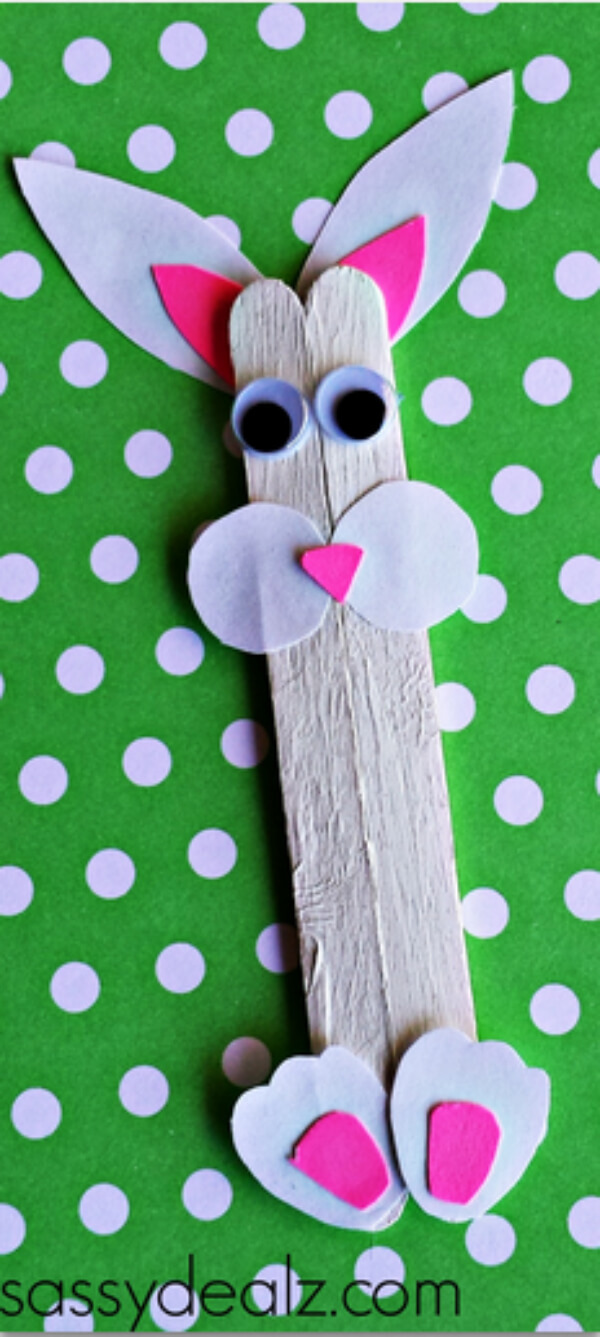 Easy Popsicle Stick Bunny Puppet for Easter