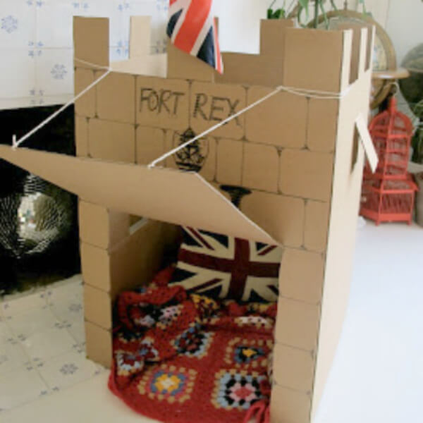 Home Made Castle For Kids Using Recycled Cardboard Cardboard House Crafts