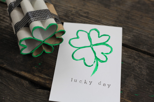 DIY Four Leaf Stamps from Toilet Paper Roll