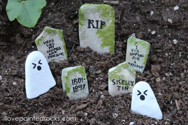 Painted Rock Ideas for Halloween Painted Halloween Ghosts in the Graveyard