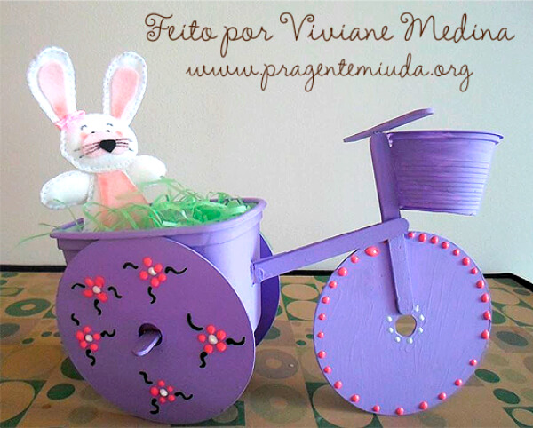 Let's Make A Cute Cycle Using Recycled CDs DIY Ideas to Recycle CDs