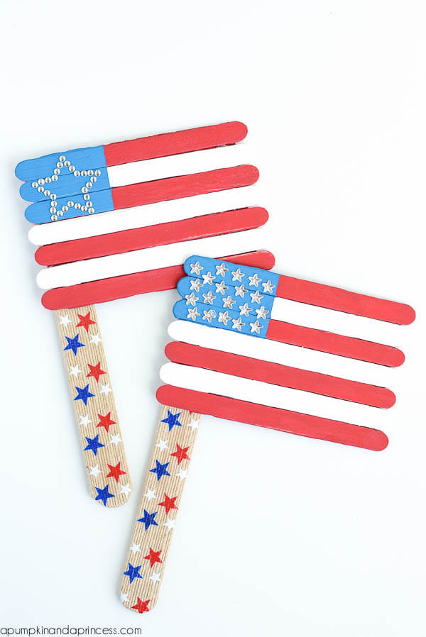 Quick & Easy American Flag Craft For 4th of July Celebration - An Instructional Guide to Create Flag Artwork Utilizing Popsicle Sticks