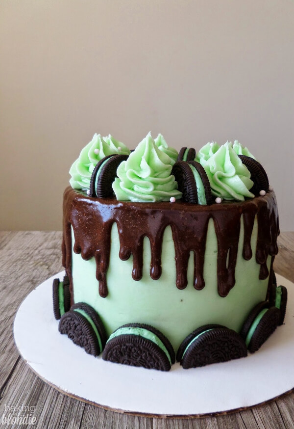 Simple Chocolate Mint Oreo Cake Dripping Cake Ideas for Kids
