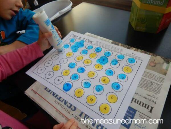 Match The Same Letters In A Row Game Idea For Kids - Using Phonics to Entertain Kids