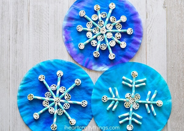 Amazing Straws and Pasta Snowflake Craft Winter Crafts Ideas for Classroom