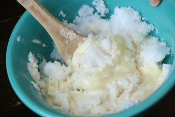 Delicious Vanilla Snow Ice Cream Craft summer Activity for kids 