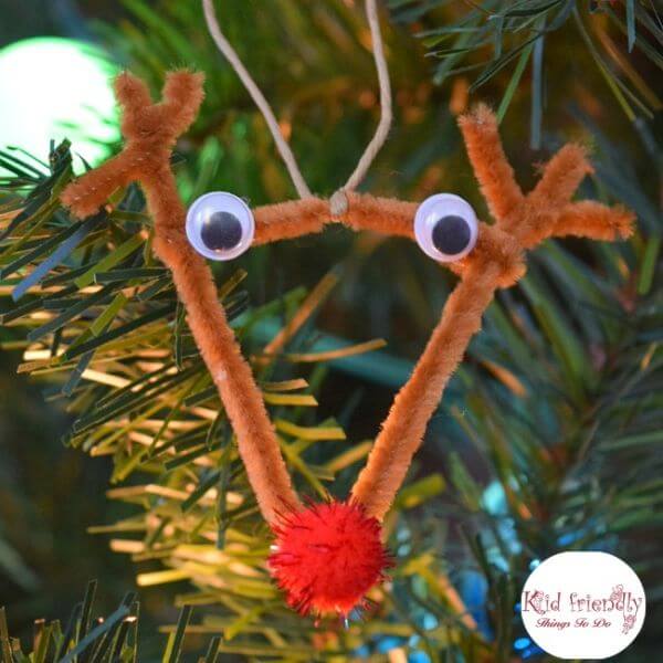 Easy To Make DIY Pipe Cleaner Rudolph Ornament Art For Kids