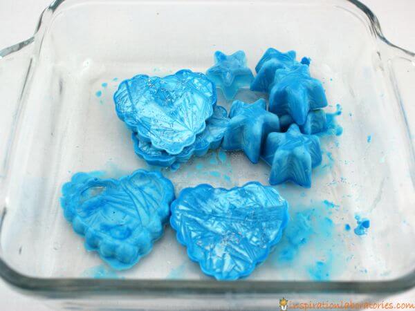 Winter Science Experiments and Frozen Themed Play Dough Activity For Kids