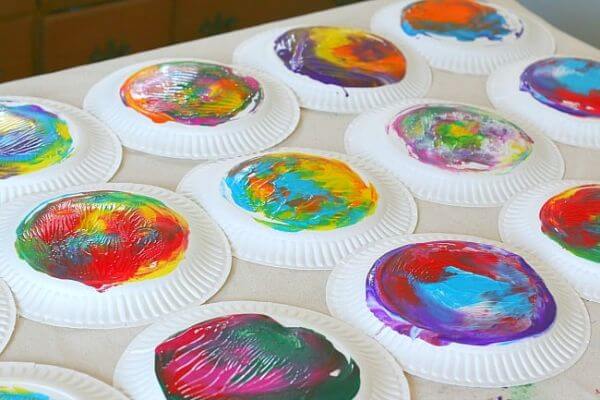 Paper Plate Twisting Process Art Project For Kids
