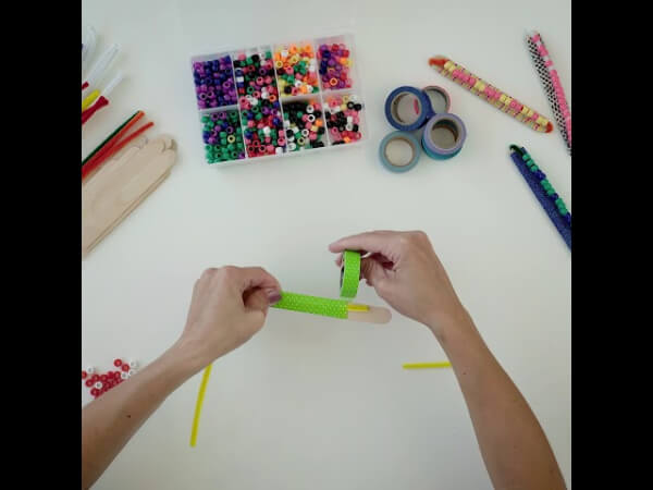 DIY Pipe Cleaner Fidget Stick Craft Idea For Kids